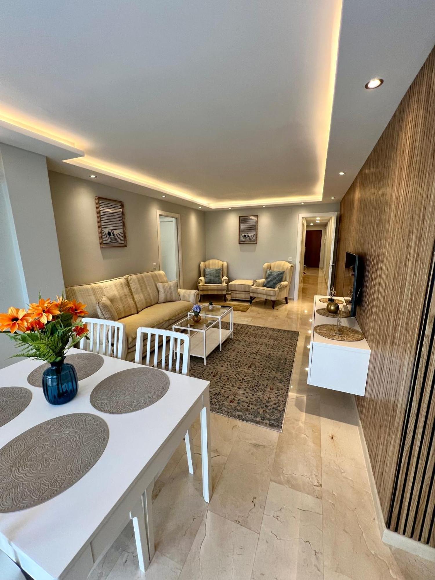 Apartamentos Prestige Suites Malaga IV Dış mekan fotoğraf