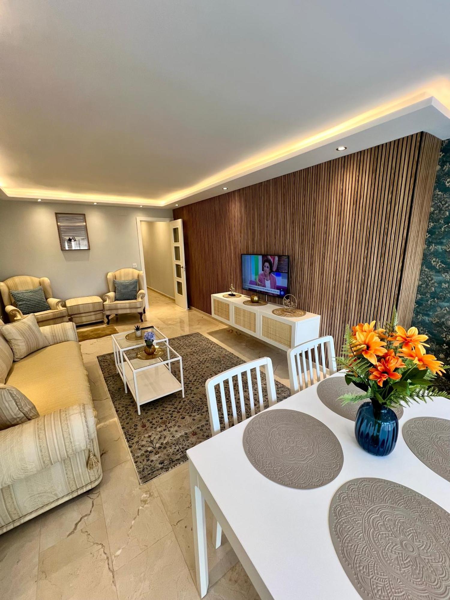 Apartamentos Prestige Suites Malaga IV Dış mekan fotoğraf