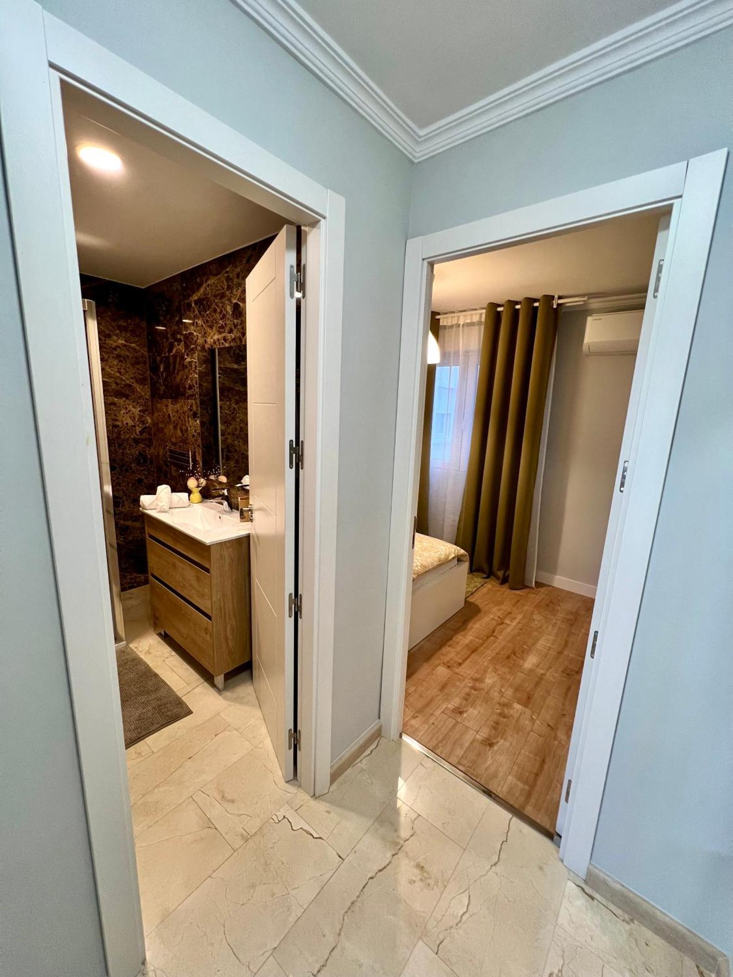 Apartamentos Prestige Suites Malaga IV Dış mekan fotoğraf