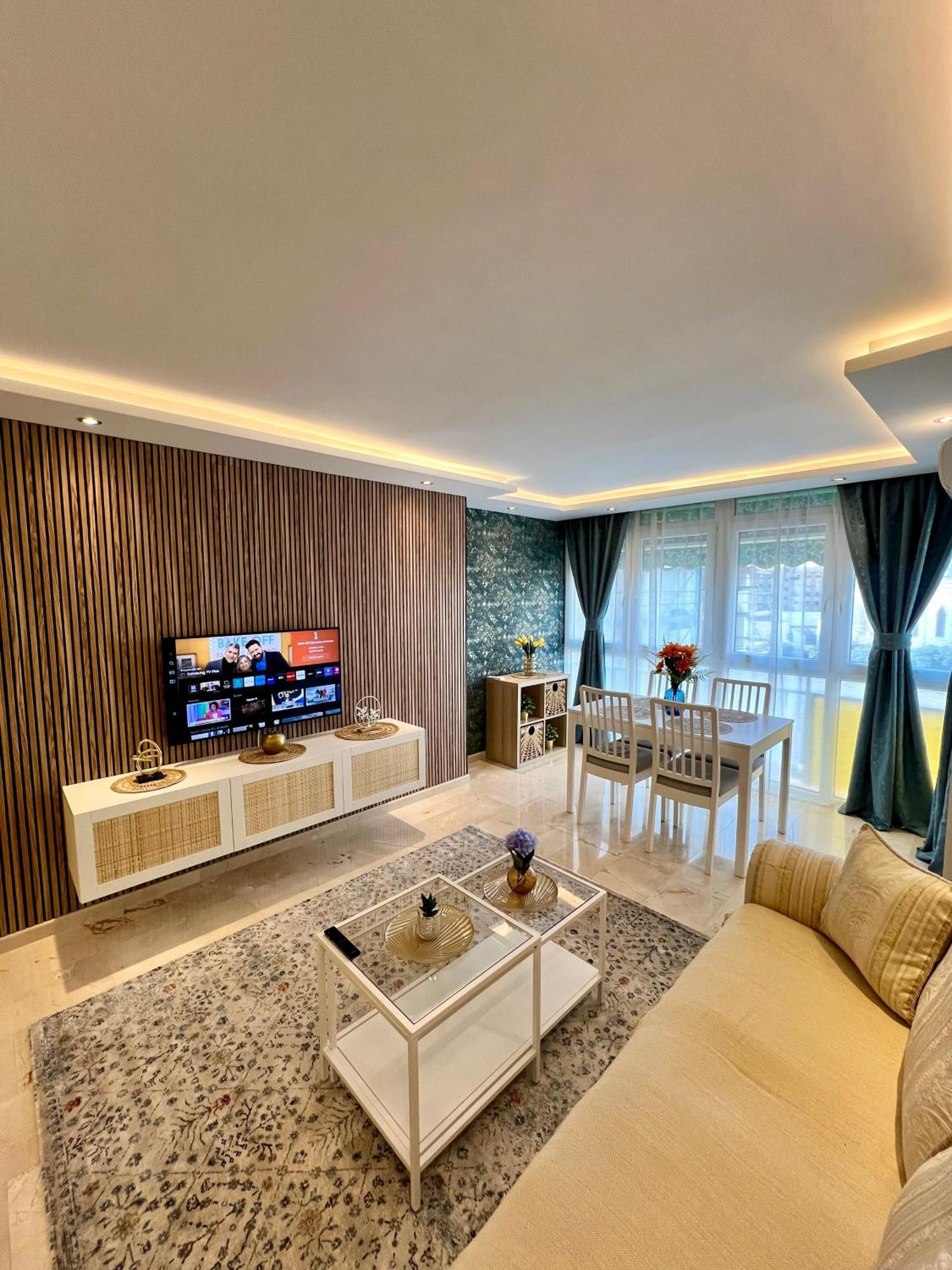 Apartamentos Prestige Suites Malaga IV Dış mekan fotoğraf