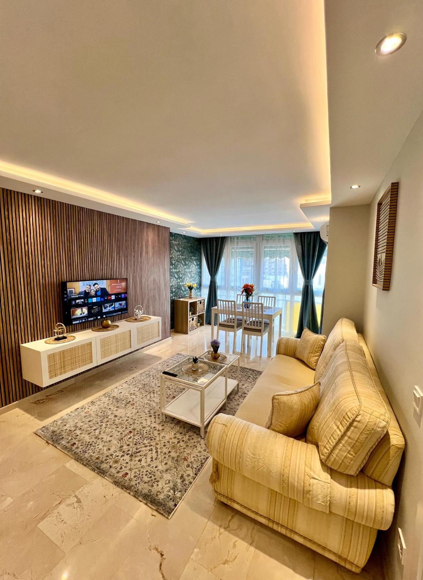 Apartamentos Prestige Suites Malaga IV Dış mekan fotoğraf